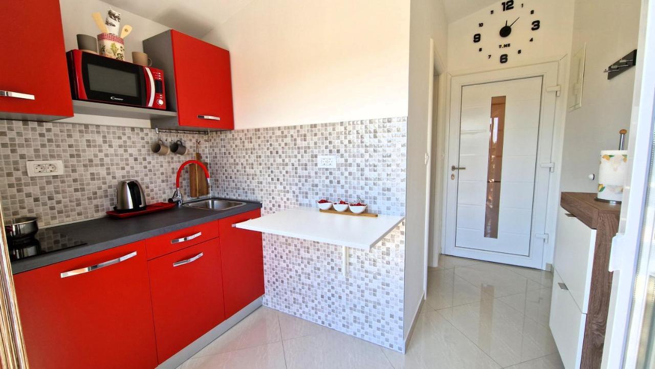 Apartments Pinezic Skrbčići Bagian luar foto